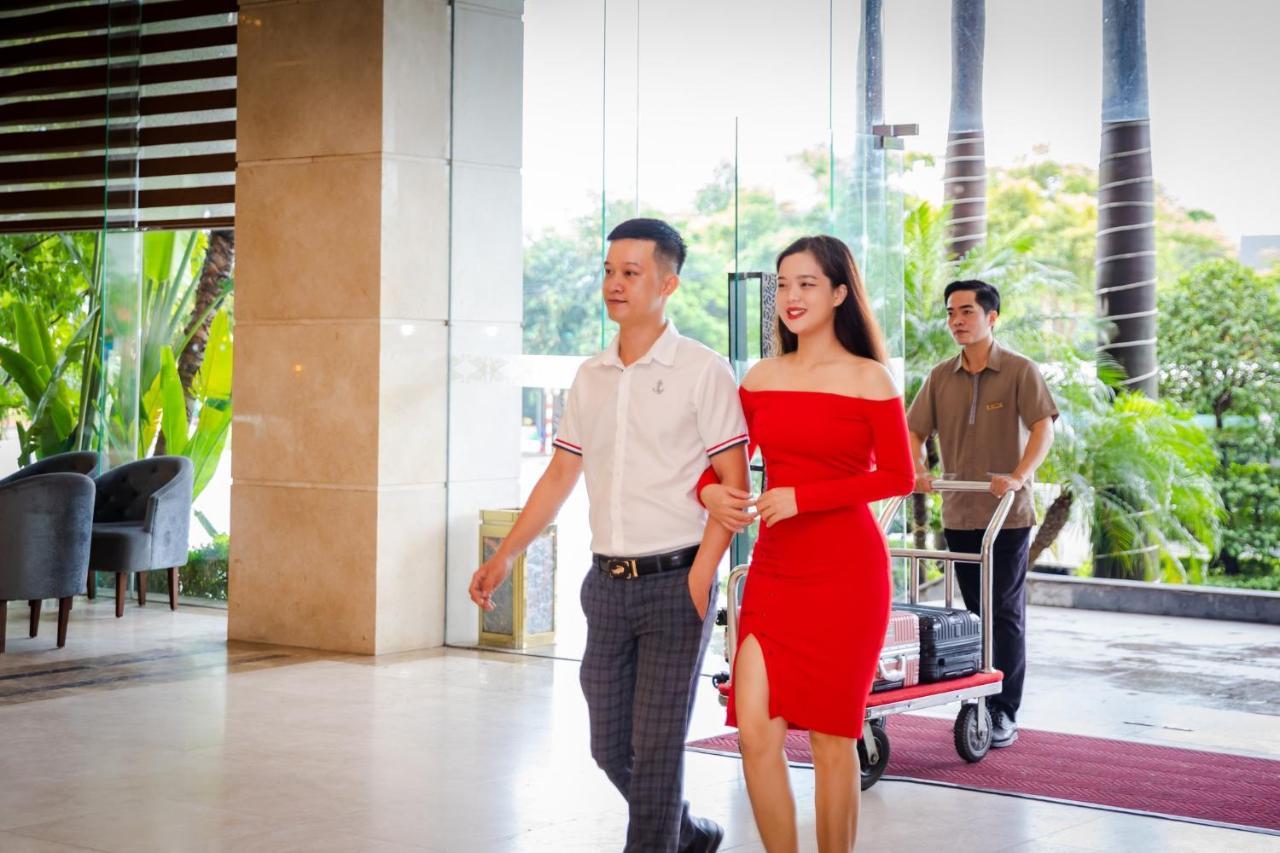 Muong Thanh Grand Ha Long Hotel Buitenkant foto