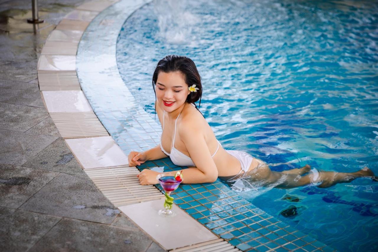 Muong Thanh Grand Ha Long Hotel Buitenkant foto