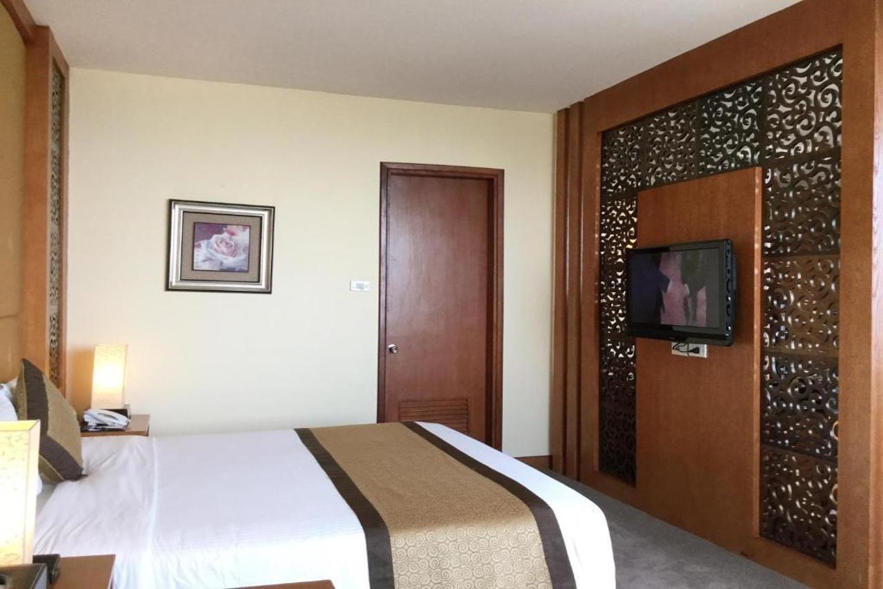 Muong Thanh Grand Ha Long Hotel Buitenkant foto