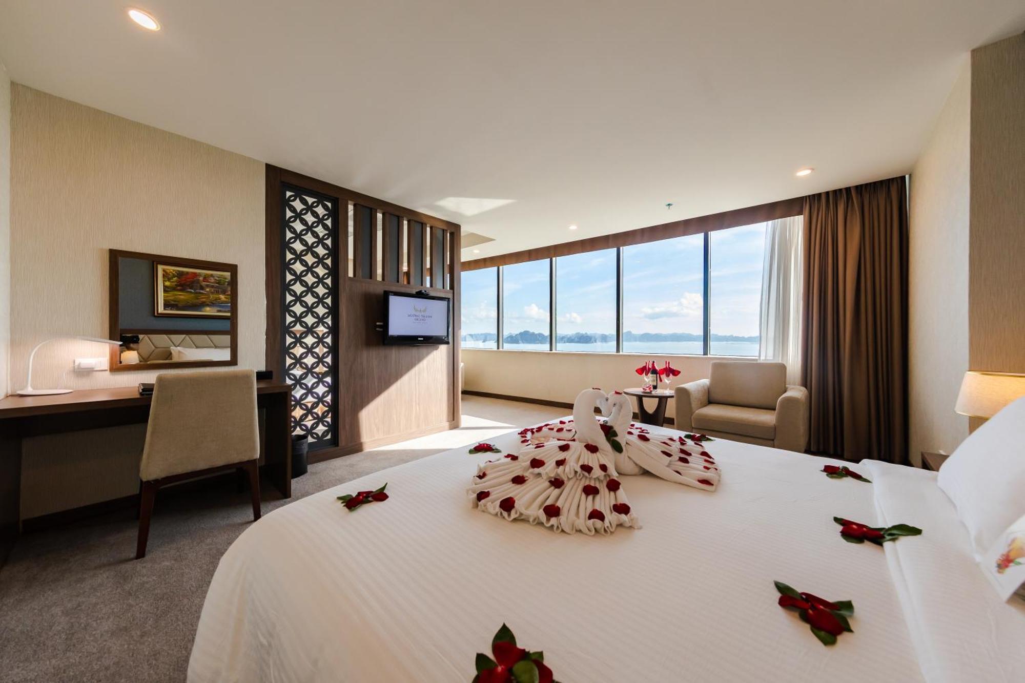 Muong Thanh Grand Ha Long Hotel Buitenkant foto